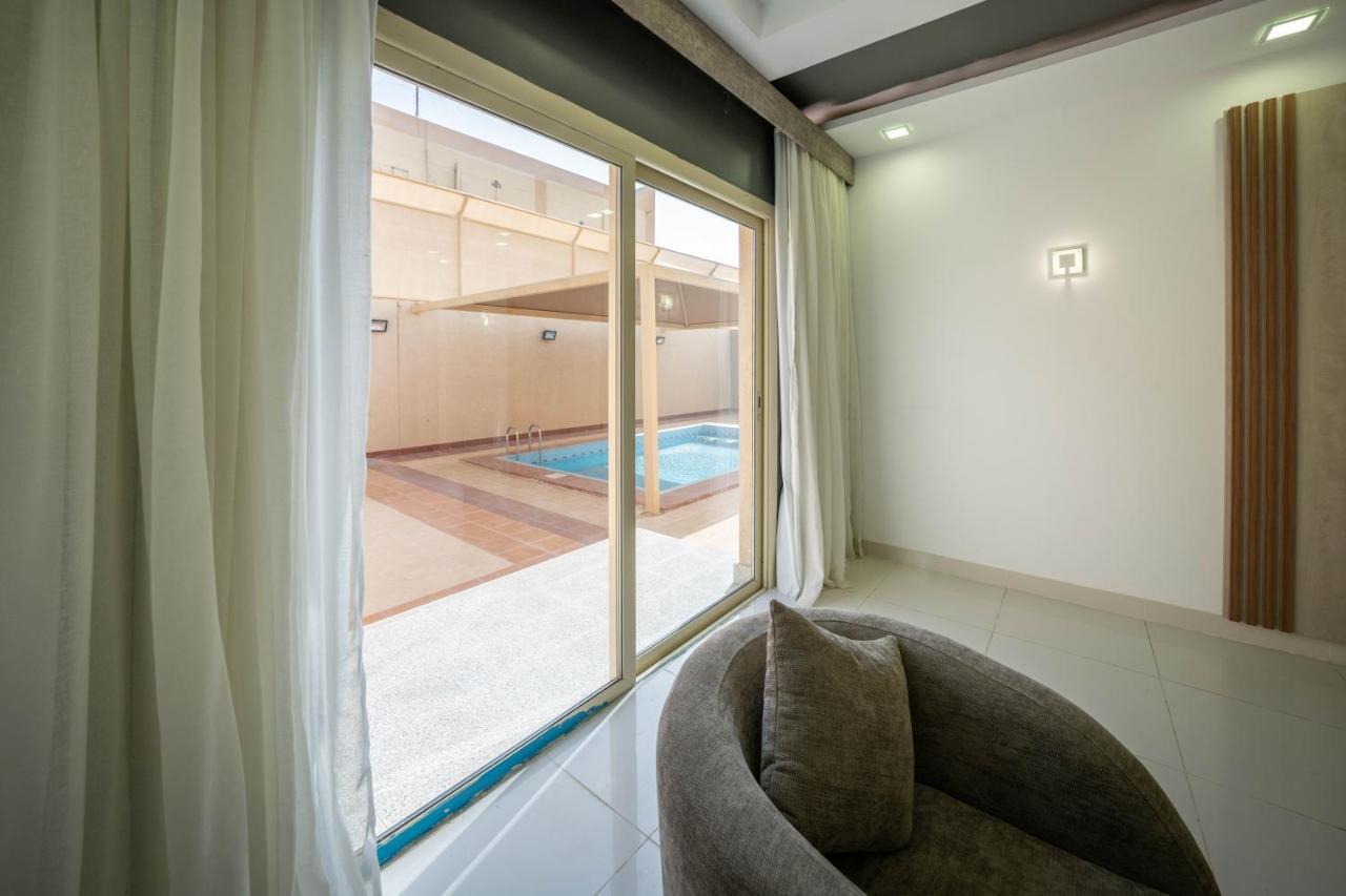 Mirada Gold Jizan - Resort & Private Pools Kültér fotó A sliding window